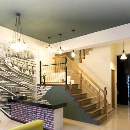 Railway Traveler B&B T'ai-tung Dış mekan fotoğraf