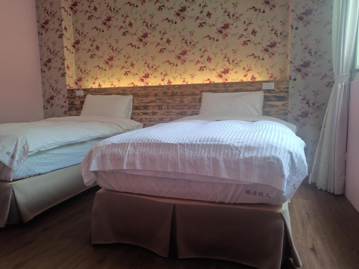 Railway Traveler B&B T'ai-tung Dış mekan fotoğraf